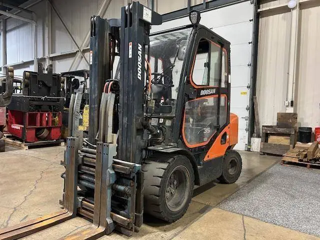 Used 2021 DOOSAN D35C-7 Internal Combustion Forklifts: Pneumatic Tire Illinois US | Somerset Equipment Sales #1546154