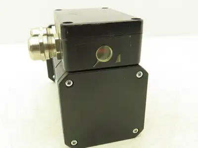 Bautz M406D-00101-3000-6 AC Servo Motor 330V 4.4A 6450RPM