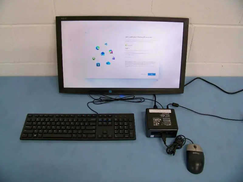 Intel NUC8IN Mini PC, NEC AS241W Monitor, Dell Keyboard and Mouse