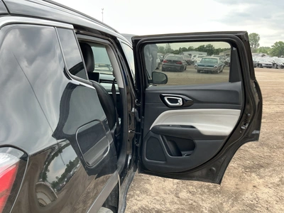 USED 2022 JEEP COMPASS