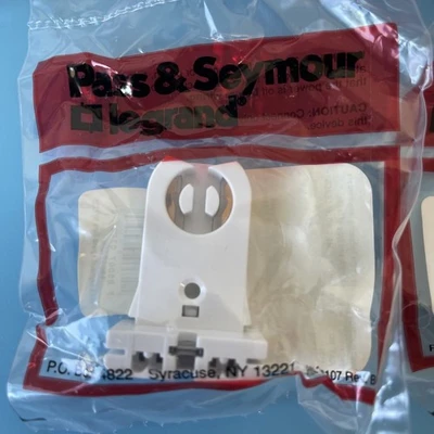 NEW PASS & SEYMOUR LEGRAND 13057-UN