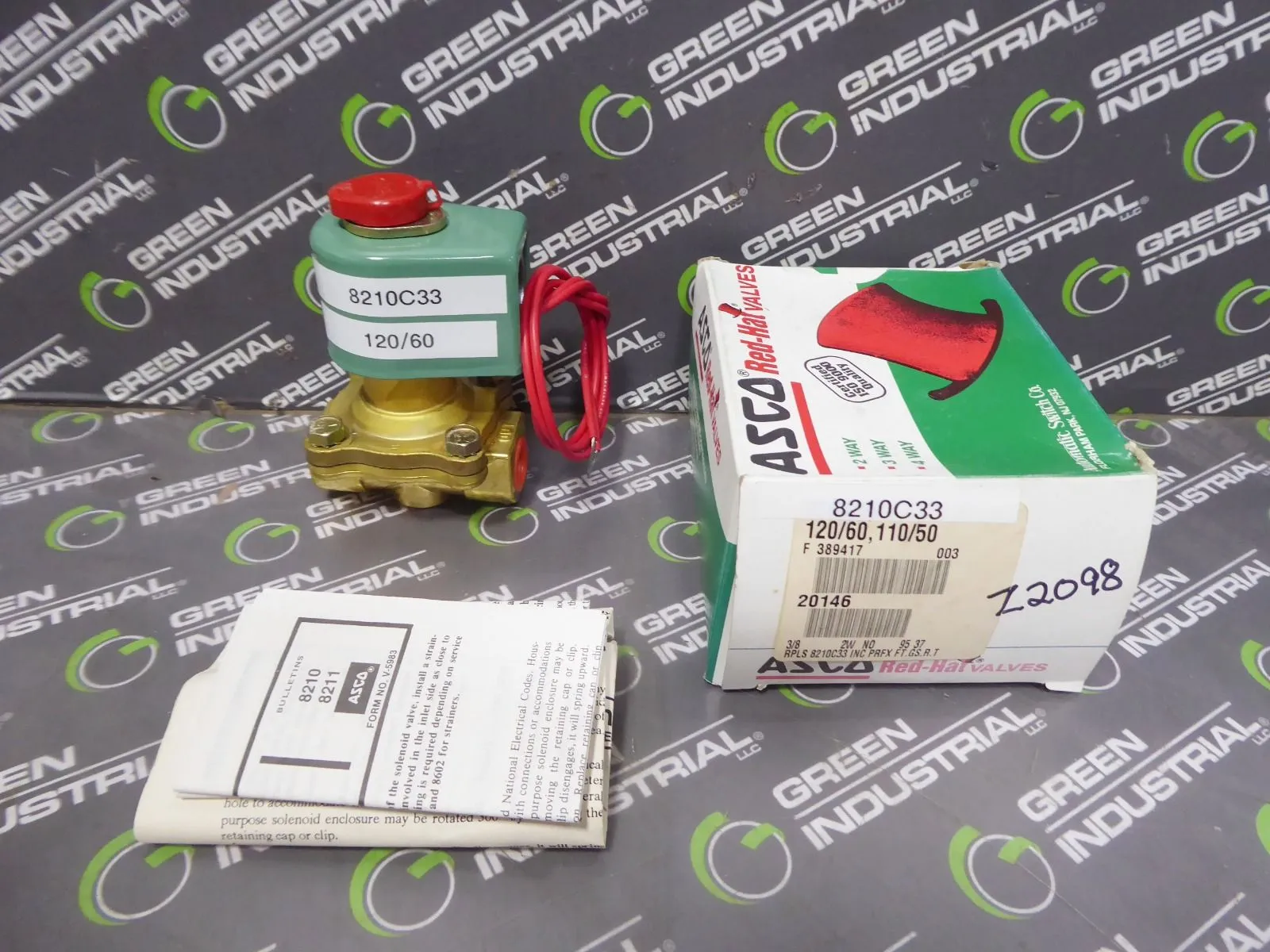 ASCO 8210C33 Red Hat Solenoid Valve New NIB