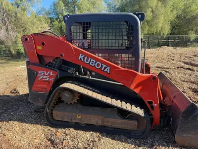 USED 2019 KUBOTA KUBOTA SVL75-2