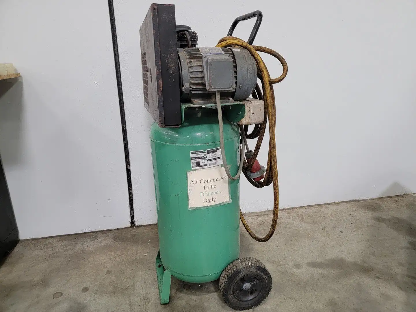 Used SPEEDAIRE 4YN50A Air Compressors (Misc) British Columbia CA | Lenmark #270974