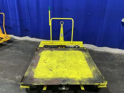 Used _UNKNOWN_ _UNKNOWN_ Tool Carts Ohio US | HGR 24 #1370279