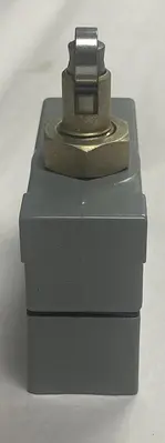 New | in-Stock MICRO SWITCH BZG1-2RQ8 Miscellaneous Equipment (Electrical & Power) | Surplus Asset Holdings #1190067