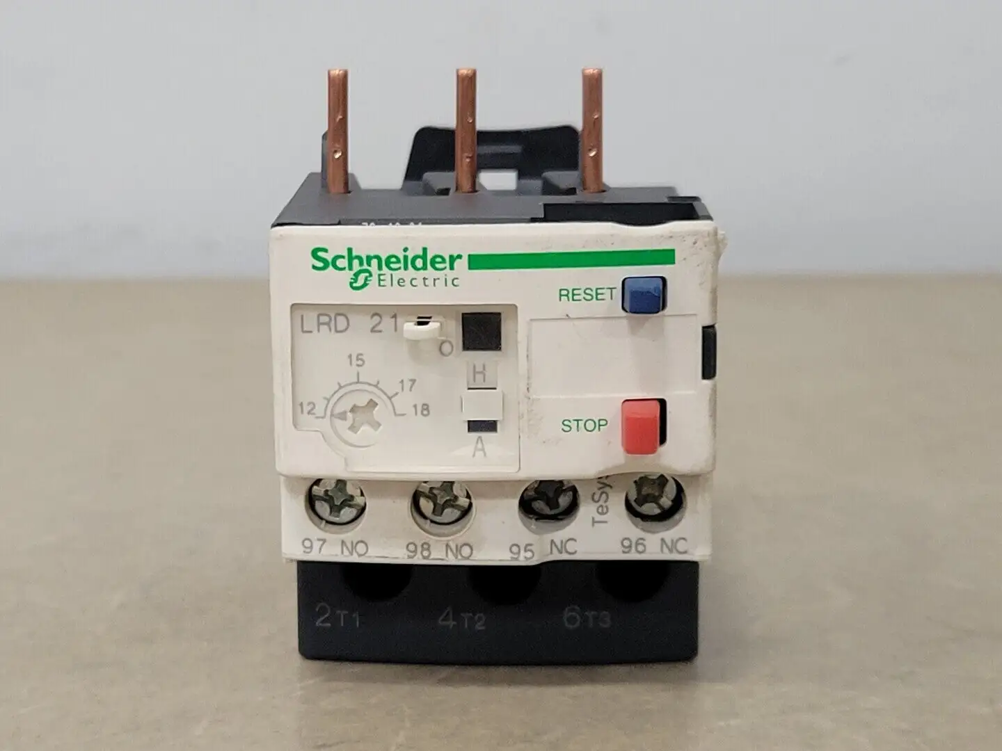 Used SCHNEIDER ELECTRIC LRD 21 Misc Electrical & Power Parts British Columbia CA | Lenmark #247683