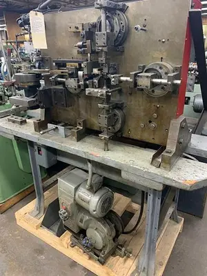 8329-145 GoldPro Vertical Four-Slide #2 Wire Forming Machine Produces 4.76 mm. O.D. Ring