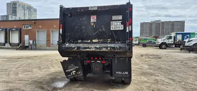 2024 VOLVO VHD84B Dump Trucks | Platinum Group (9)
