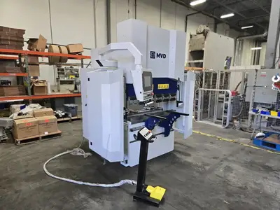 New | in-Stock 2026 MVD A40-1250 Press Brakes British Columbia CA | Lenmark #1424588