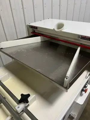 Bloemhof 4-24 Sheeters | Envoy Equipment LLC (6)