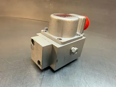 Moog G771K626 Servo Valve 3000Psi 312A6077P039 (9.3.4)