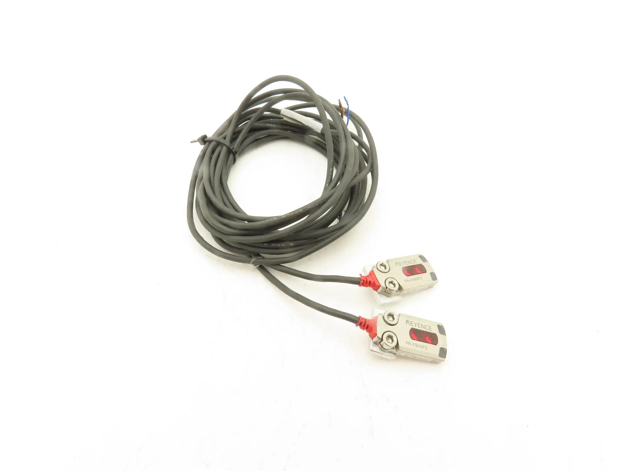 Keyence PR-FB30P3 Mini Photoelectric Sensor Flat Reflective 60" Cable  Lot of 2