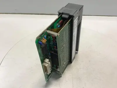 USED ALLEN BRADLEY 1746-IV32 SER C