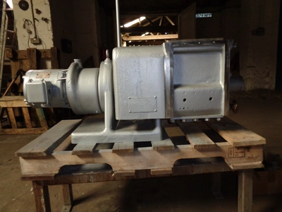 20 L Baker Perkins S/S Jktd Z Blade