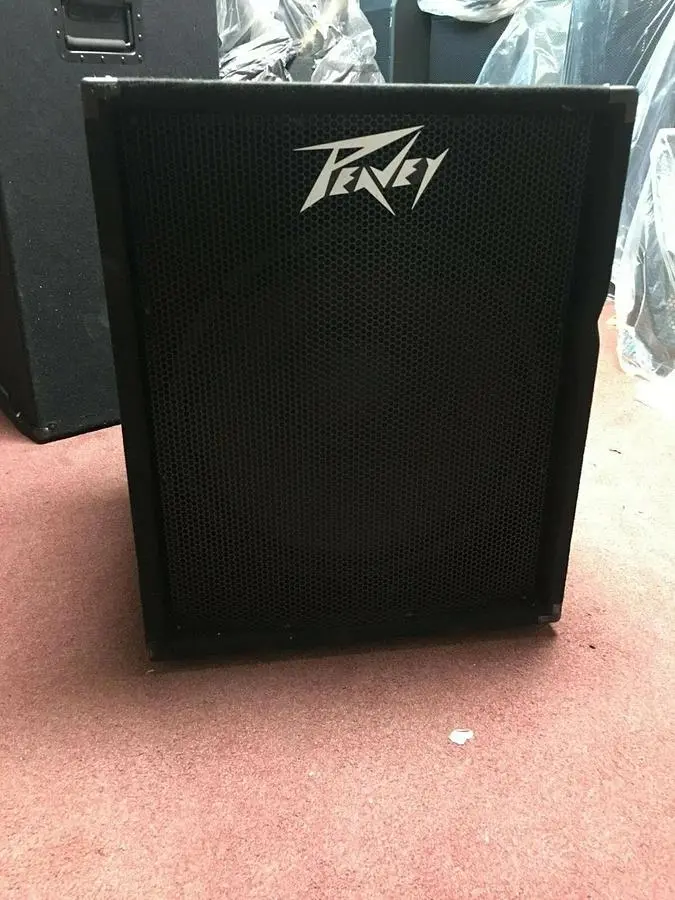 Peavey PV 118 18 Inch Subwoofer