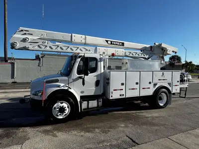 Used 2016 FREIGHTLINER M2 106 Tractors & Trailers Florida US | Truck and Van Outlet #1506256