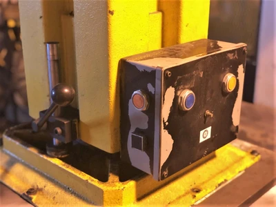 USED 2000 HERMAN SCHWABE HERMAN SCHWABE ITH 2000/500 PRESS