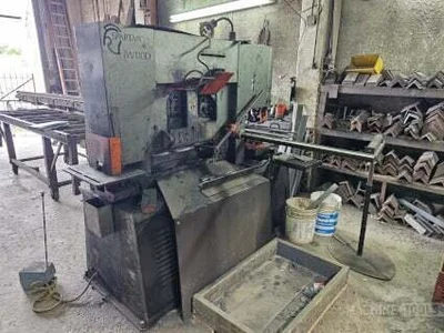 USED 2003 SPARTAN IW110D/2