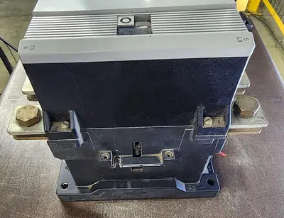 USED ALLEN-BRADLEY CAT 100-B250N*3