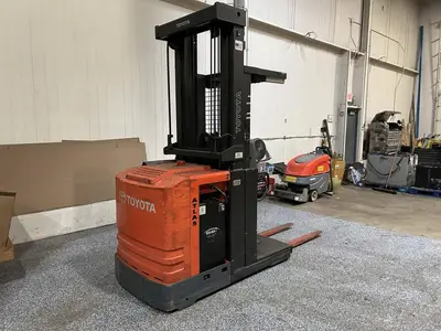 Used 2015 TOYOTA 7BPUE15 Misc Forklifts Illinois US | Somerset Equipment Sales #1542874