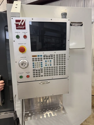 2019 HAAS VF-5XT Vertical Machining Centers | Bayou Machinery (3)