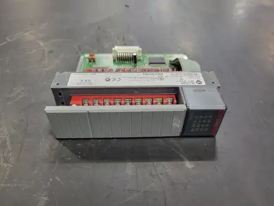 USED ALLEN-BRADLEY 1746-IA16