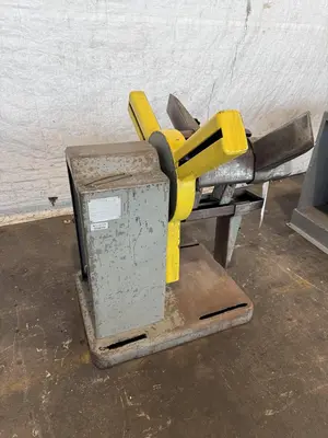 2,500 LB X 12" AMERICAN MODEL #60 PULL OFF COIL REEL UNCOILER : YOBRO #23931