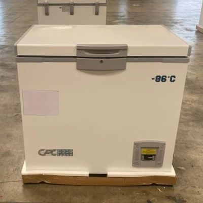 171-0389 36" Solid Top Self Contained Ultra Low Temperature Chest Freezer
