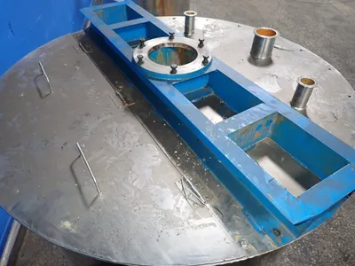 400 Gallons S/s Tank W/agitator