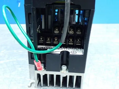 USED OMRON 3G3MX2A2004V1