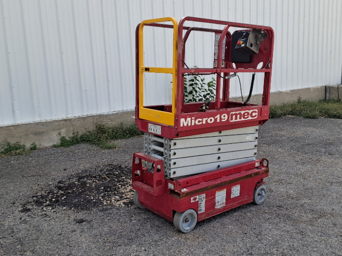 Used 2019 MEC MICRO 19 Scissor Lifters Texas US | Stack Equipment #1502677
