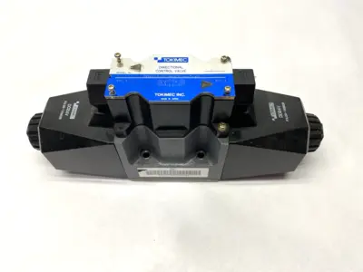 USED TOKIMEC SOLENOID HYDRAULIC DIRECTIONAL CONTROL VALVE