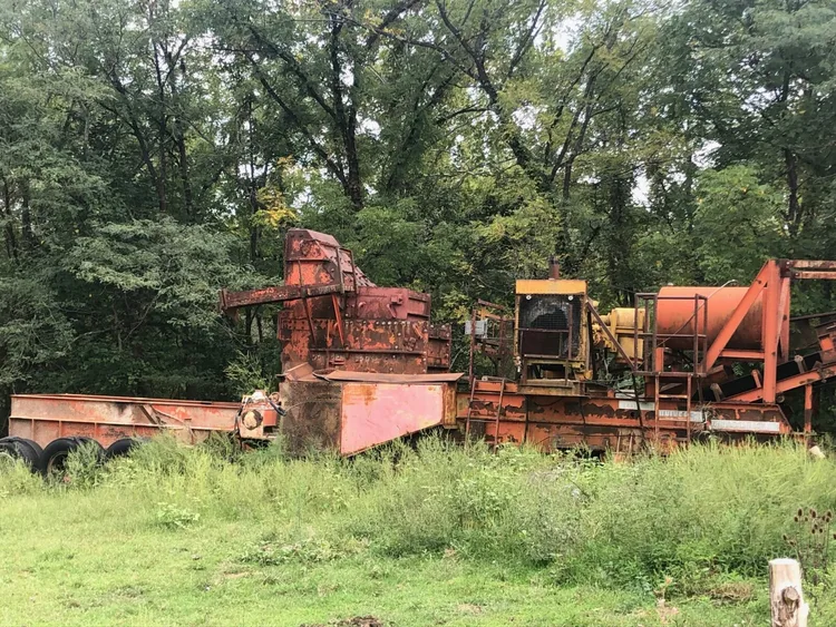 Used UNIVERSAL 3755 Crushers Missouri US | Rackers Equipment #1382834