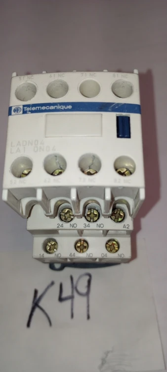 Used Schneider Electric LADN04+CAD50 Relays & Switches Arizona US | ASSET CONVERSION SPECIALISTS, INC. #306460