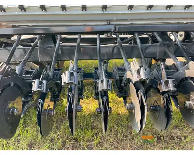 Used CRUSTBUSTER _UNKNOWN_ No-Till Drills Iowa US | Keast Enterprises #1360182