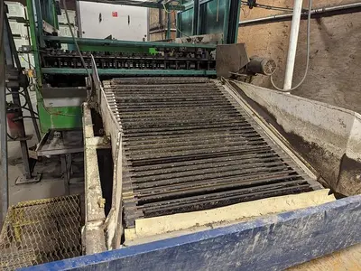 Pumpkin Squash Inspection & Cleaning Line