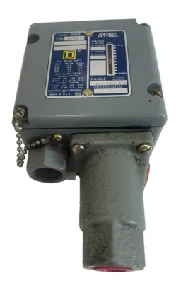 NEW SQUARE D 9012-ADW-3 PRESSURE SWITCH 9012ADW3