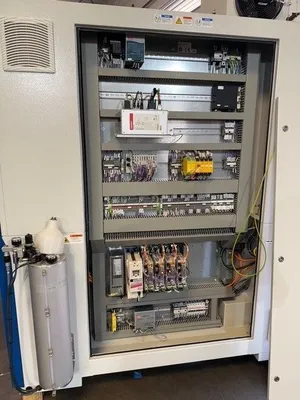 2019 DATRON M8CUBE Vertical Machining Centers | Machinery Network (19)