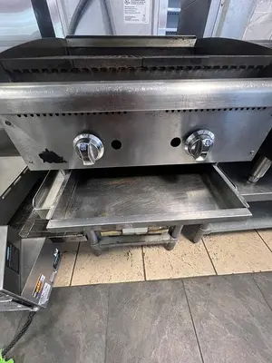Used STAR MAX _UNKNOWN_ Broilers Florida US | BAM Discount Restaurant Equipment #1353601
