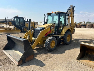 USED 2023 Caterpillar 440