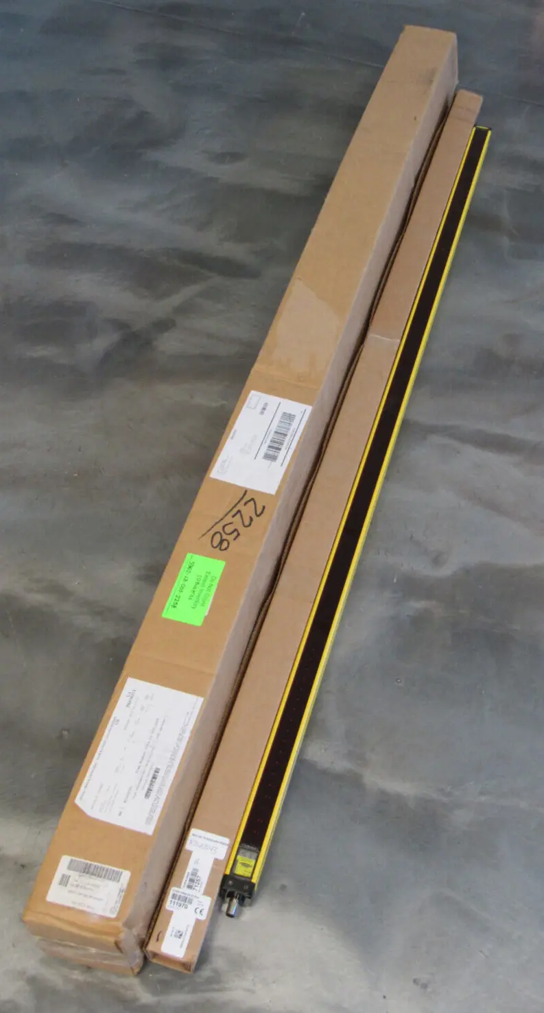NEW BANNER SLSR30-1500Q8 LIGHT CURTAIN RECEIVER 59" SLSR301500Q8