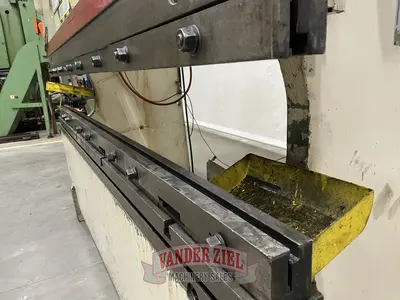 Cincinnati 8’ x 135 Ton Mechanical Press Brake, Series 5 x 6