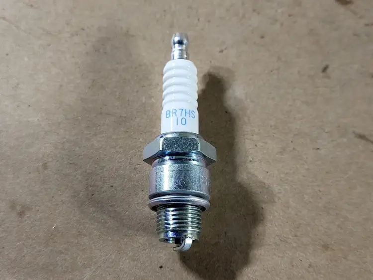 New | in-Stock NGK BR7HS-10 Automotive Equipment British Columbia CA | Lenmark #266469