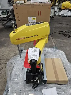 USED 2022 FANUC SR-20IA