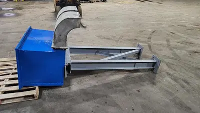 USED JOHNSON 24
