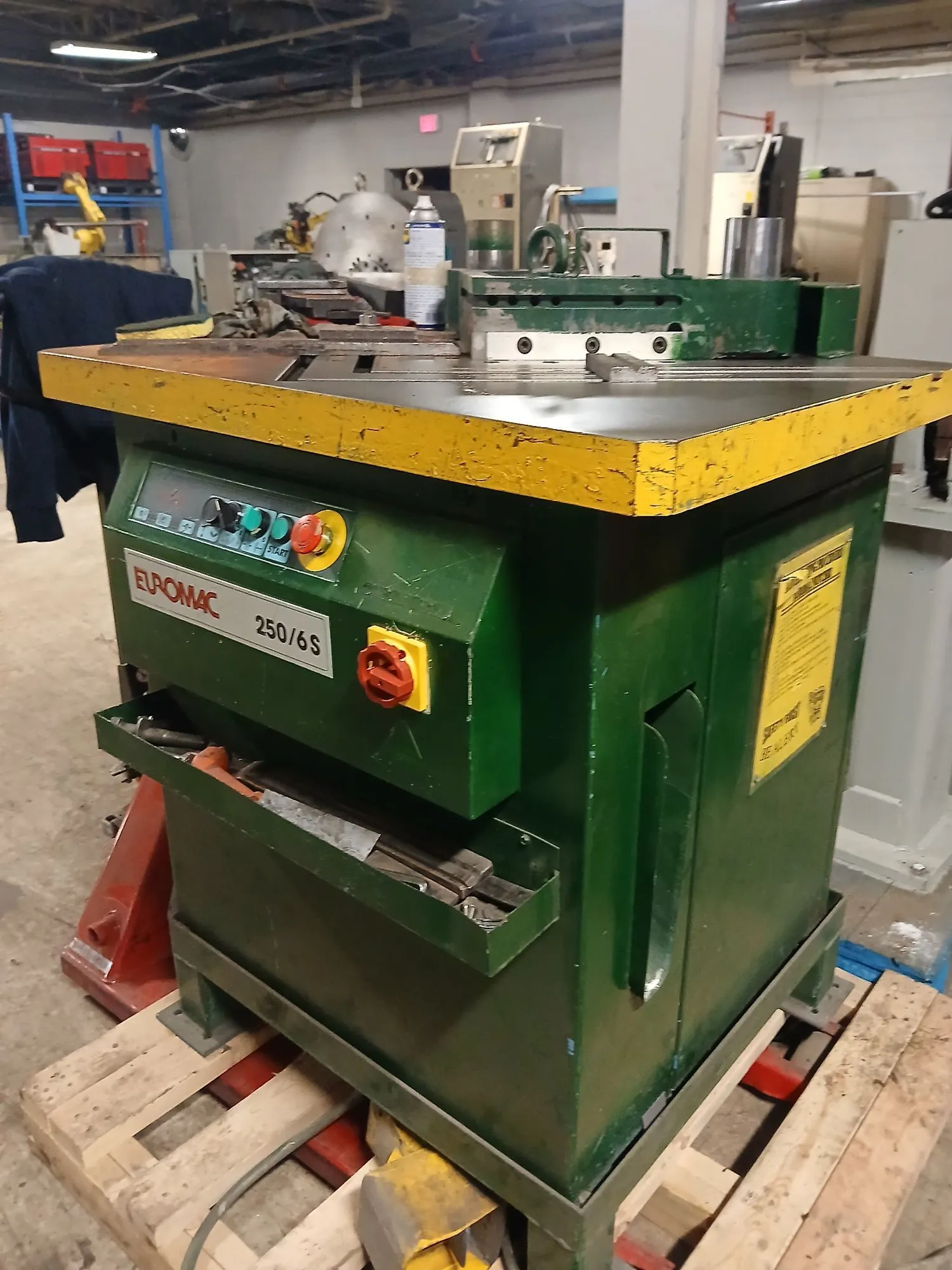 USED EUROMAC 250/6S
