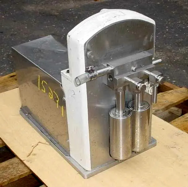 Used COZZOLI TWIN PISTON FILLER F320 Piston Fillers New Jersey US | Champion Trading Corporation #423586