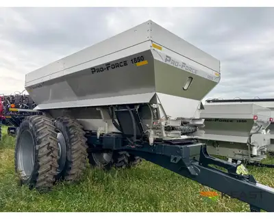 Used UNVERFERTH _UNKNOWN_ Dry Spreaders Iowa US | Keast Enterprises #1360495