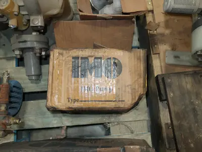 2 PALLETS OF ASSORTED PUMPS